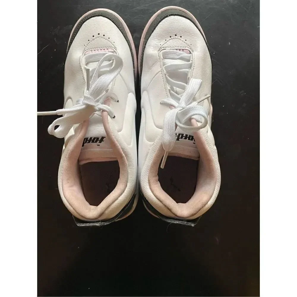 Jordan Shoes (SZ 4Y)